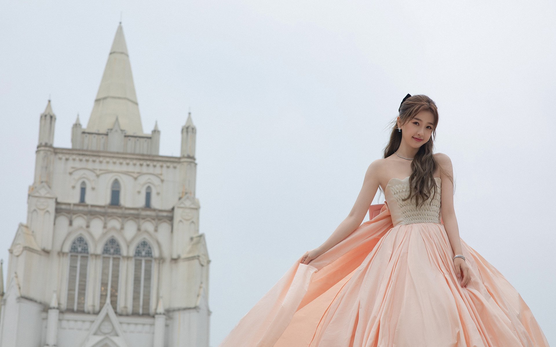 LEYU乐鱼体育官方网站-从独角兽到上市候选，摩尔线程打响国产GPU第一枪，摩尔科技gpu