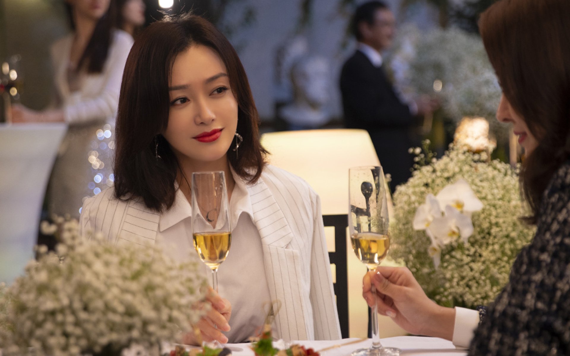 合影氛围感拉满,萨巴伦卡这身造型赢麻了!,萨巴伦卡身高体重